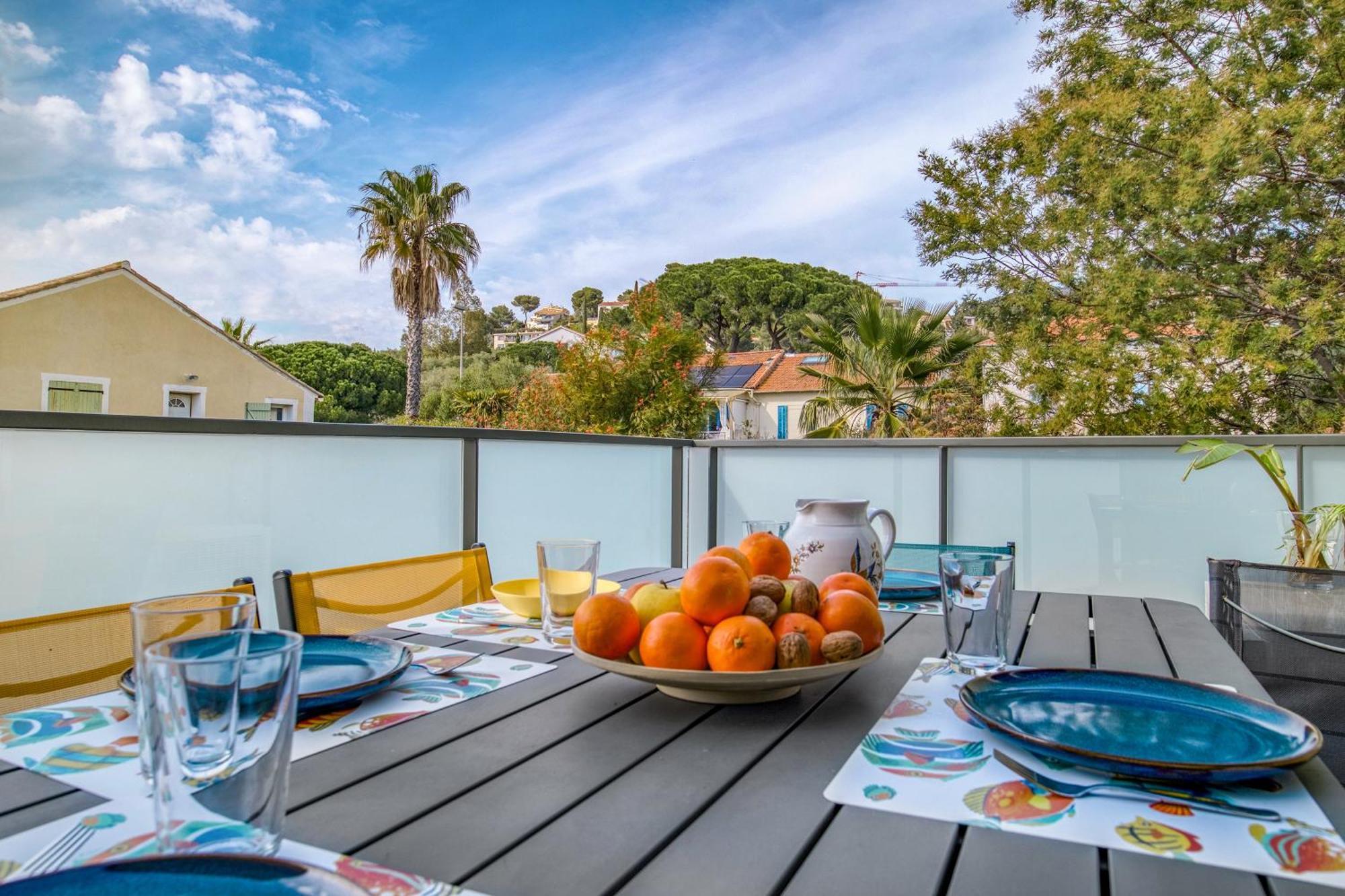 Nouvelle Ere - Appt A Moins D'Un Km De La Plage Le Lavandou Εξωτερικό φωτογραφία